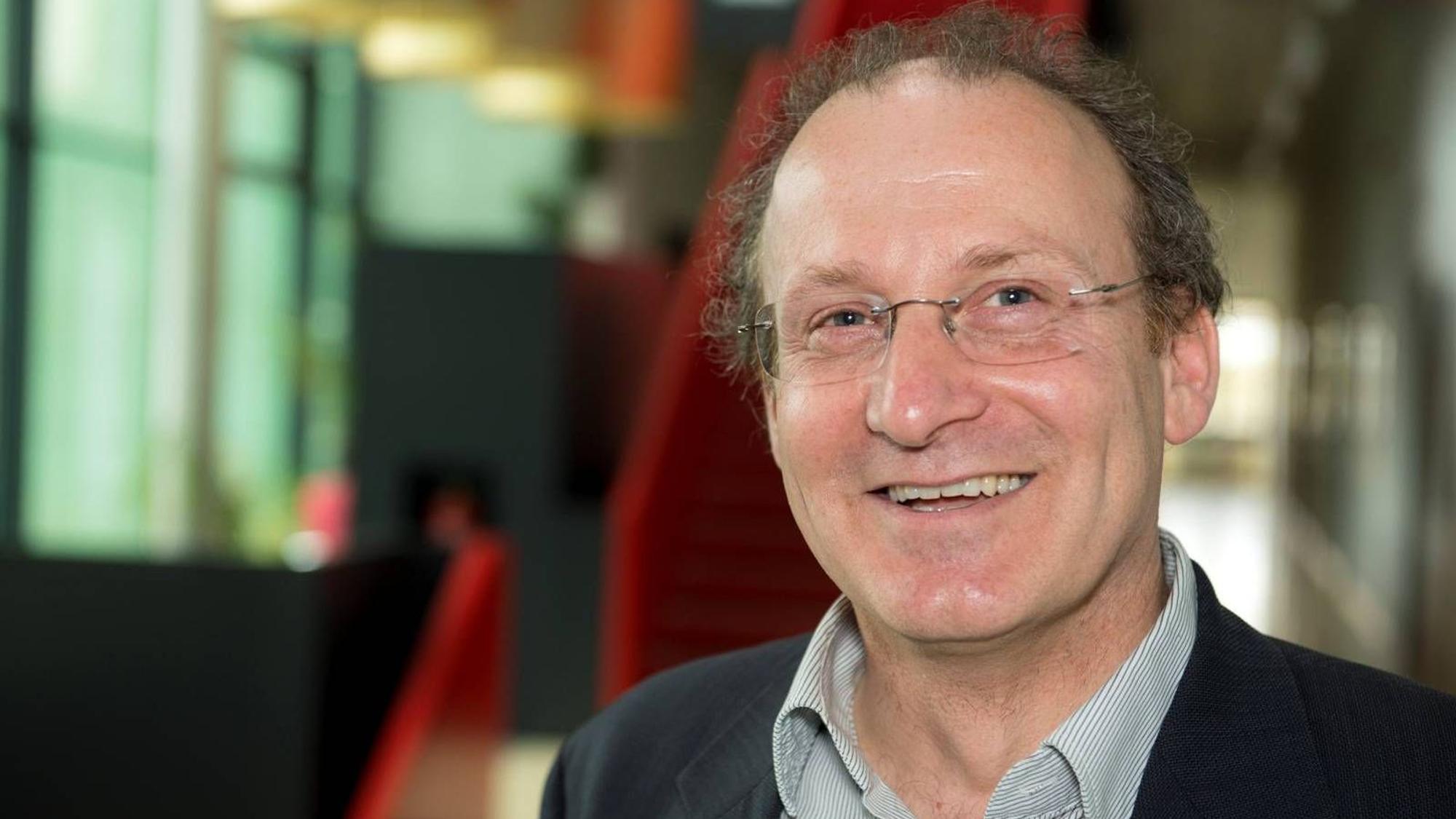 Torsten Dahm lacht in die Kamera