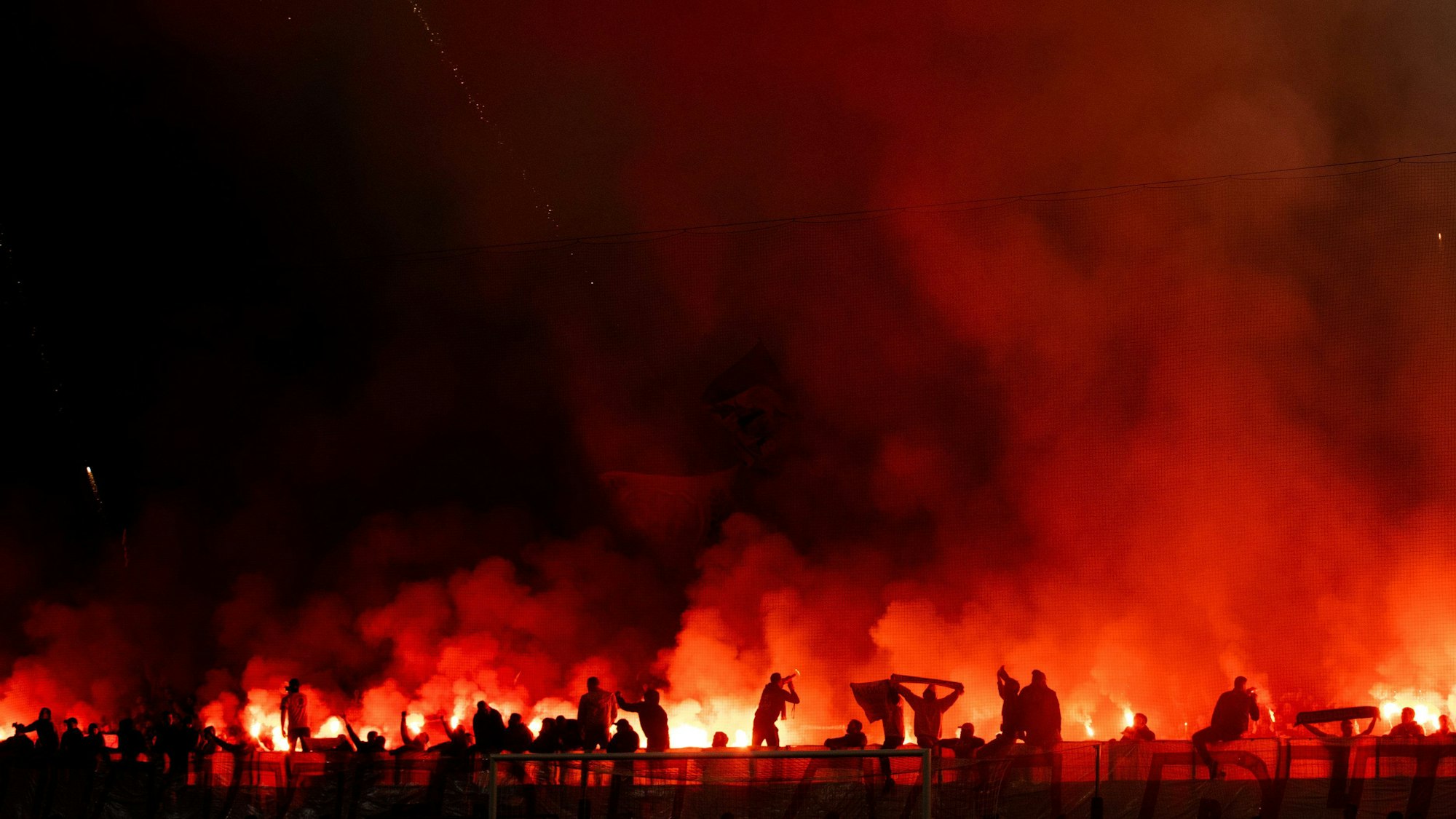 Köln: Fußball: Bundesliga, 1. FC Köln - Bayer Leverkusen, 14. Spieltag, RheinEnergieStadion. (Archivbild)