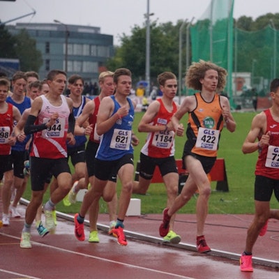 Eliah Rieck (Zweiter von rechts) vom LAZ Rhein-Sieg