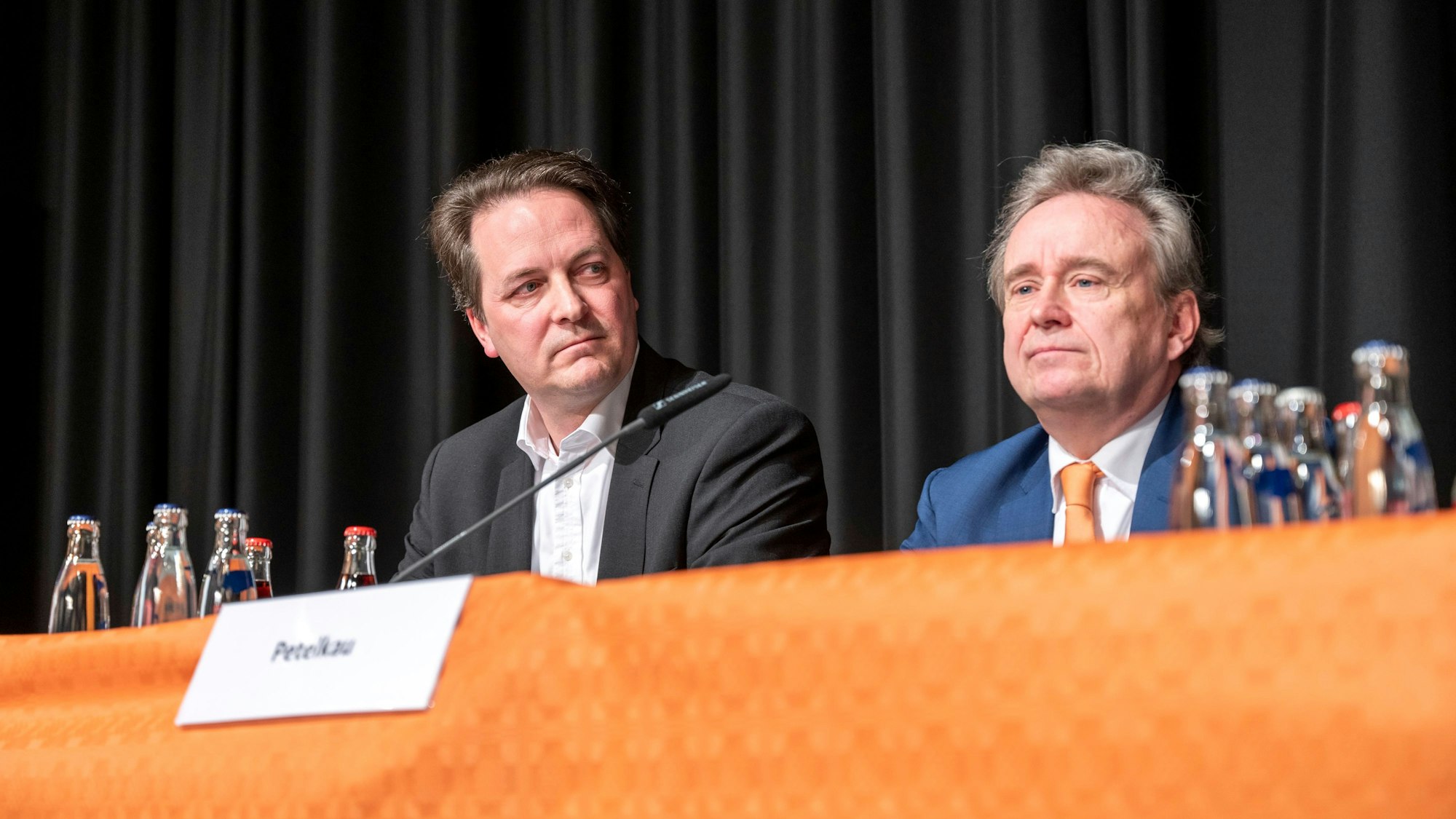 25.03.2023, Köln: Karl Alexander Mandl ist zum neuen Parteivorsitzenden gewählt worden. Bernd Petelkau verliert die Wahl zum Parteivorsitzenden. Parteitag der CDU Kreisverband Köln. Foto: Uwe Weiser