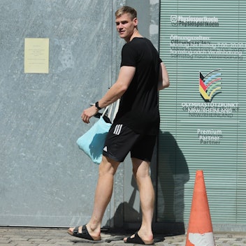 FC-Stürmer Steffen Tigges bei der Physiotherapie in Köln-Mülheim.