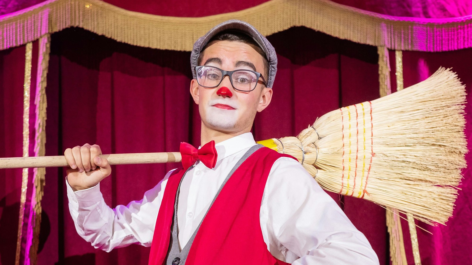 Jamie Traber kommt als Clown Spaghetti bei großen und kleinen Besuchern gut an.