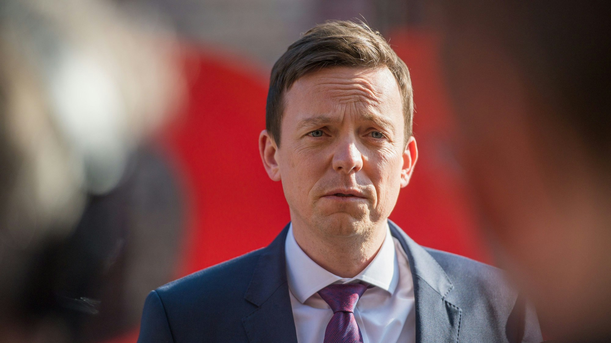 Tobias Hans (CDU) spricht vor Beginn der Klausurtagung der CDU mit der Presse. (Archivbild)