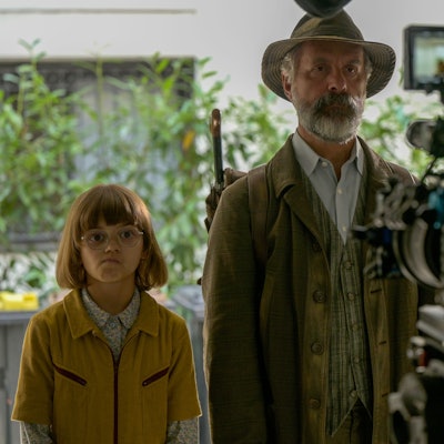 Carl Kollhoff (Christoph Maria Herbst) und Schascha (Yuna Bennett)