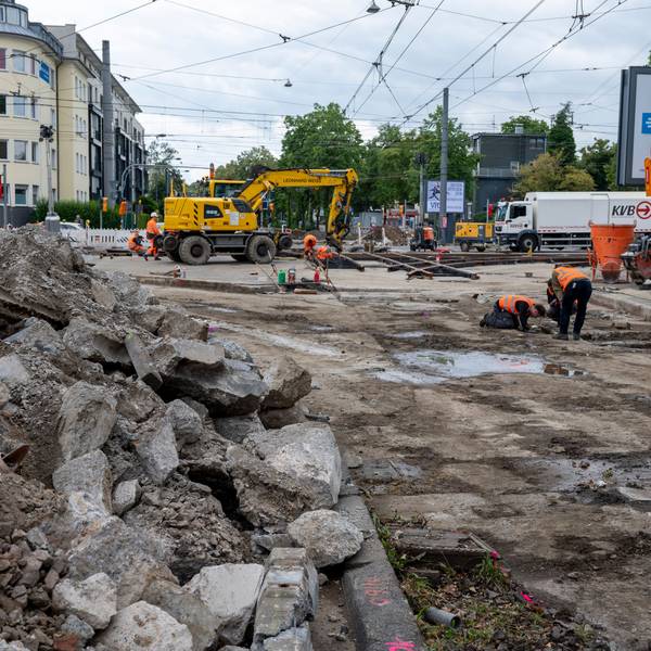 Gleisbauarbeiten an der Aachener Straße.
