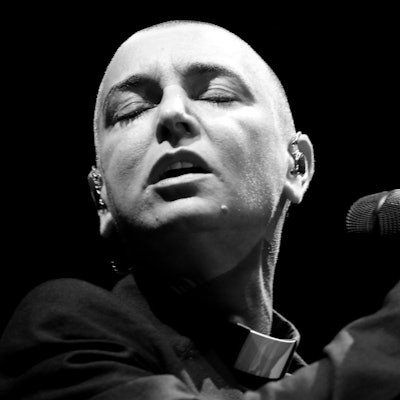 Die irische Popsängerin Sinead O'Connor bei einem Auftritt während des Wombad Festivals.