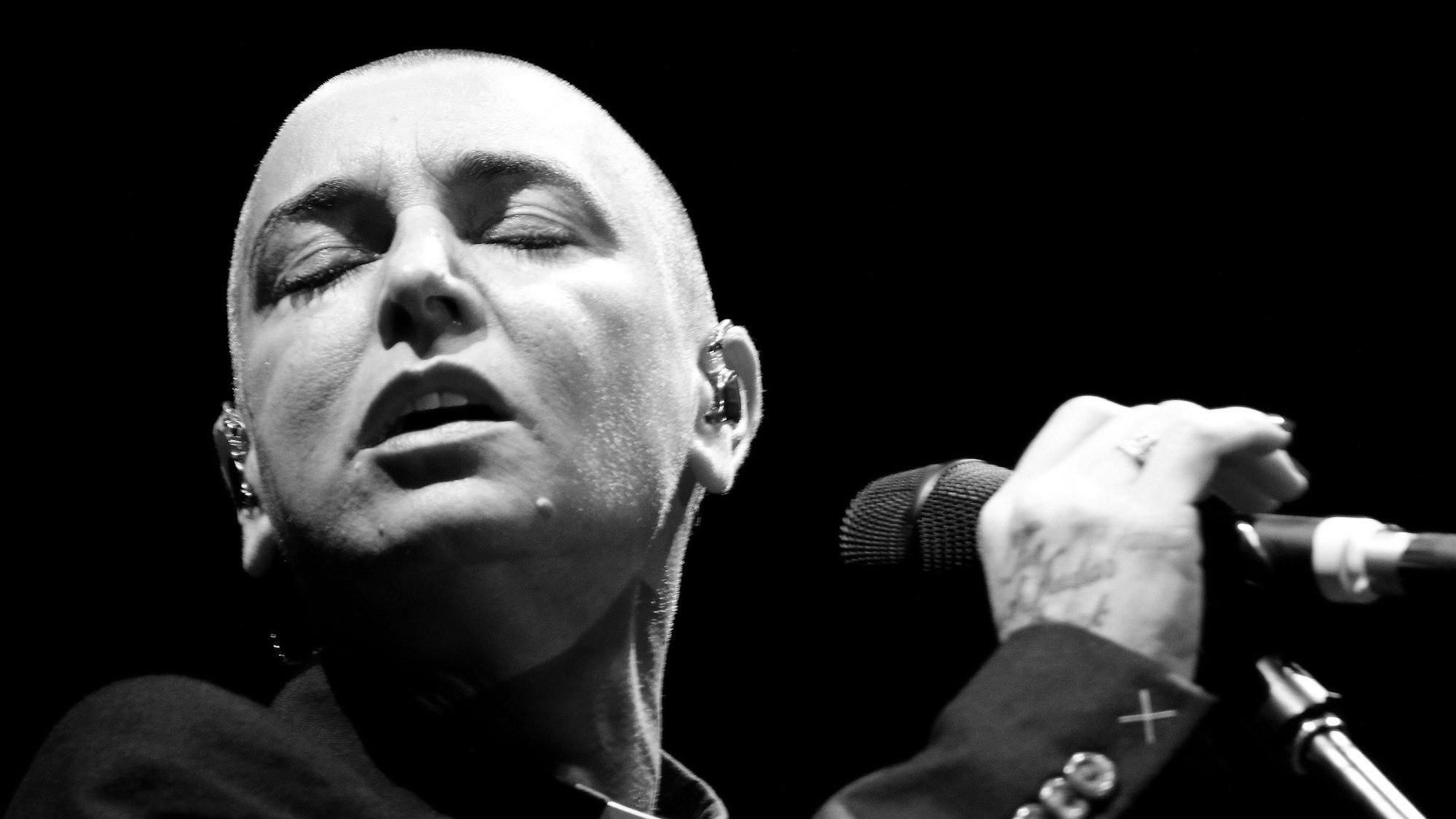 Die irische Popsängerin Sinead O'Connor bei einem Auftritt während des Wombad Festivals.
