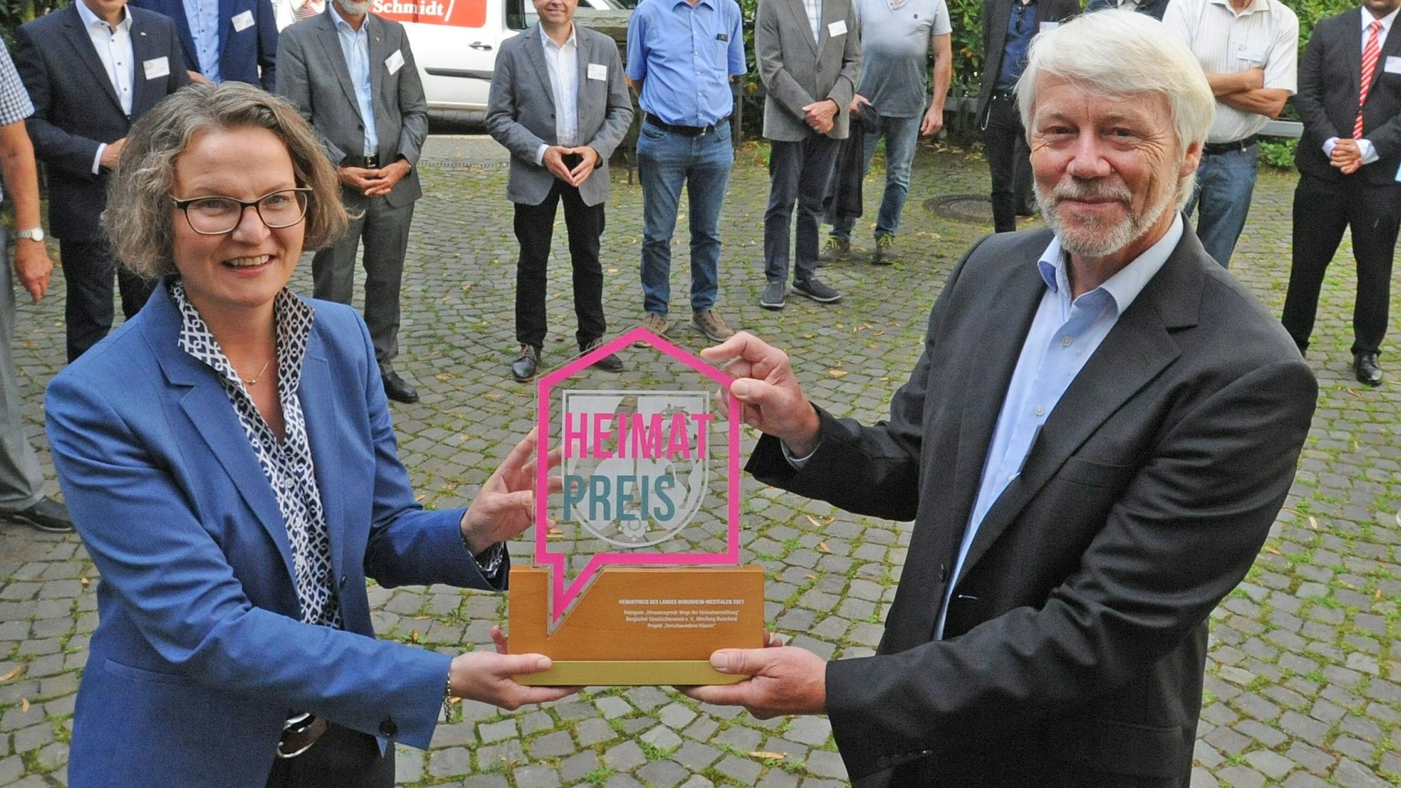 Ina Scharrenbach und Karl Ulrich Voss