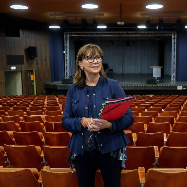 Petra Rinnenburger im Gymnasium Kreuzgasse im Jahr 2023.
