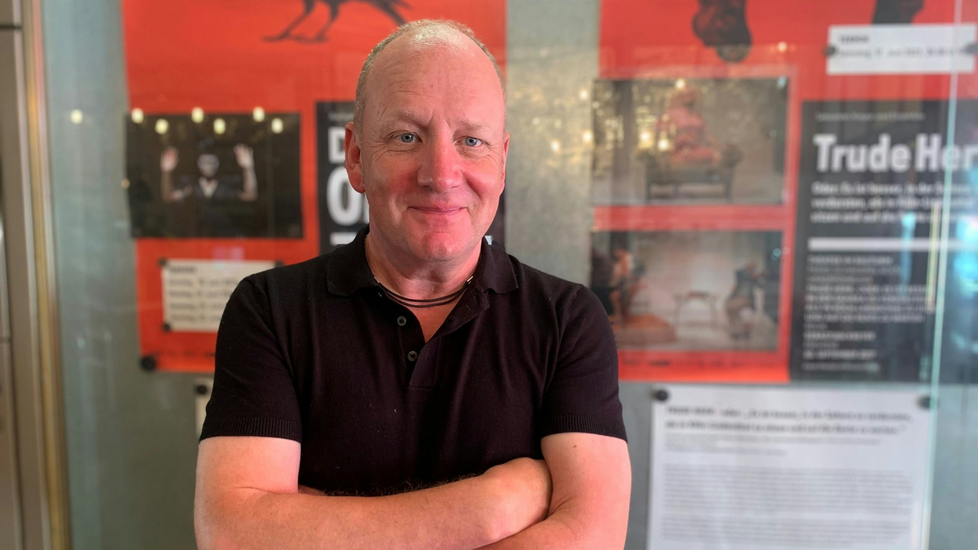 Matthias Bolhöfer von Audiobio lächelt in die Kamera