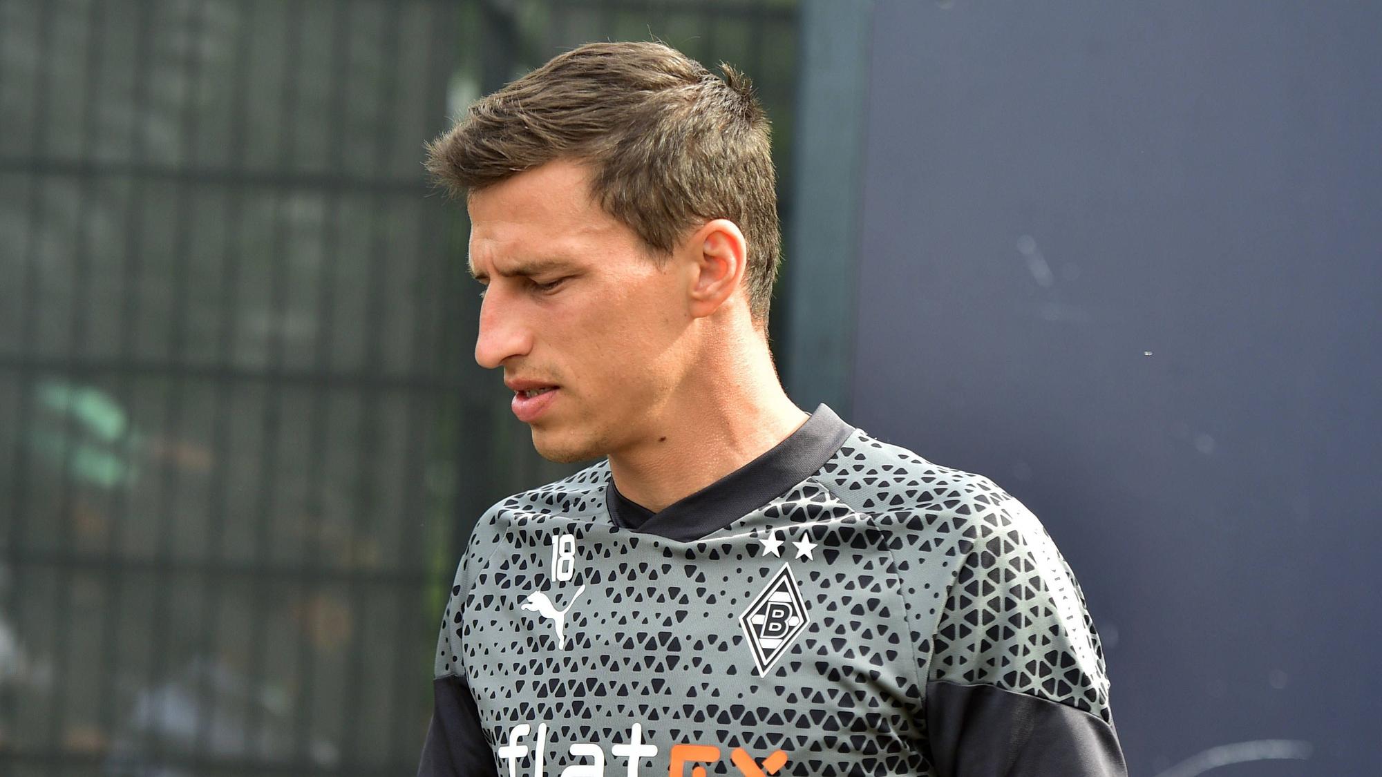 Training Borussia Moenchengladbach Stefan Lainer