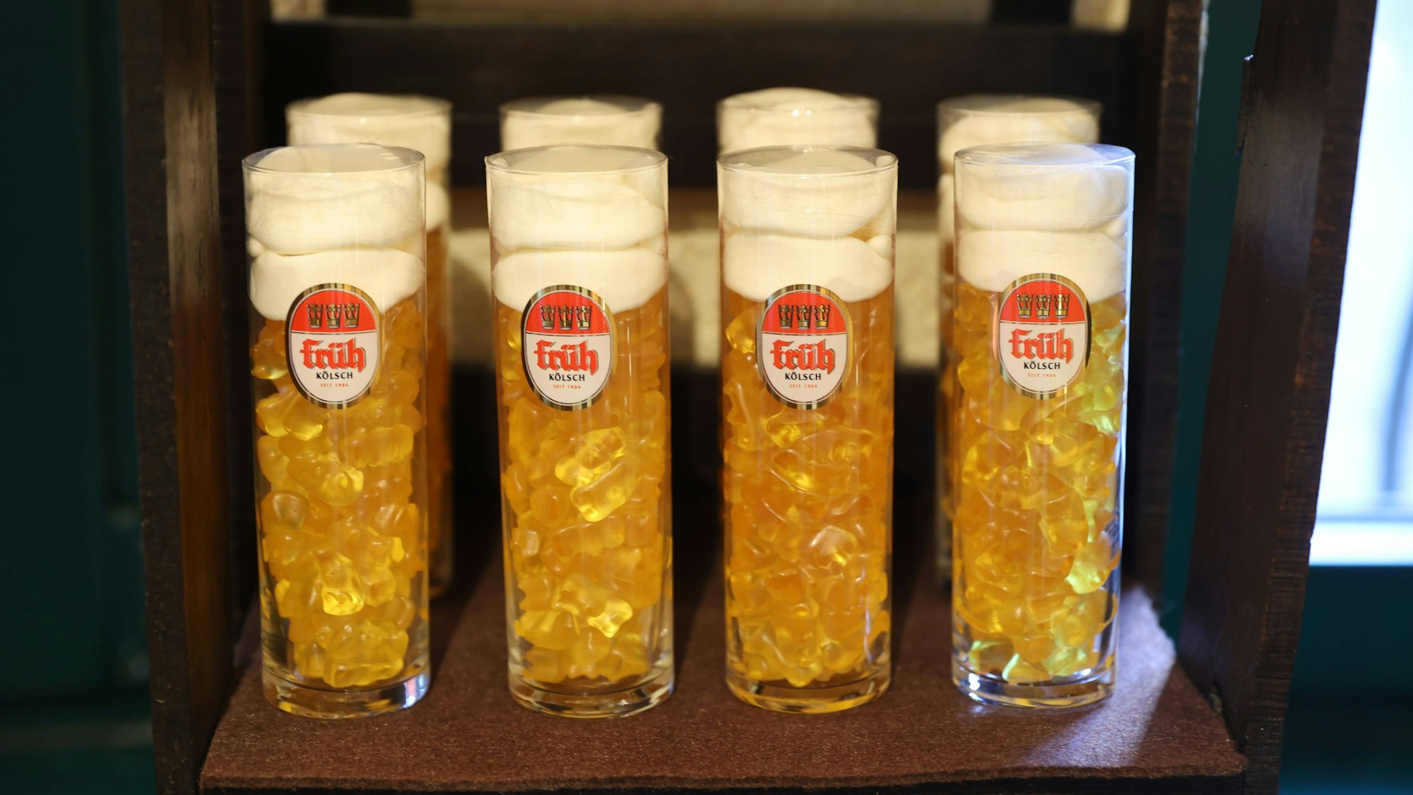 Kölsch-Gläser mit bierfarbenen Fruchtgummis sind der Verkaufsschlager im „Nascherlebnis“