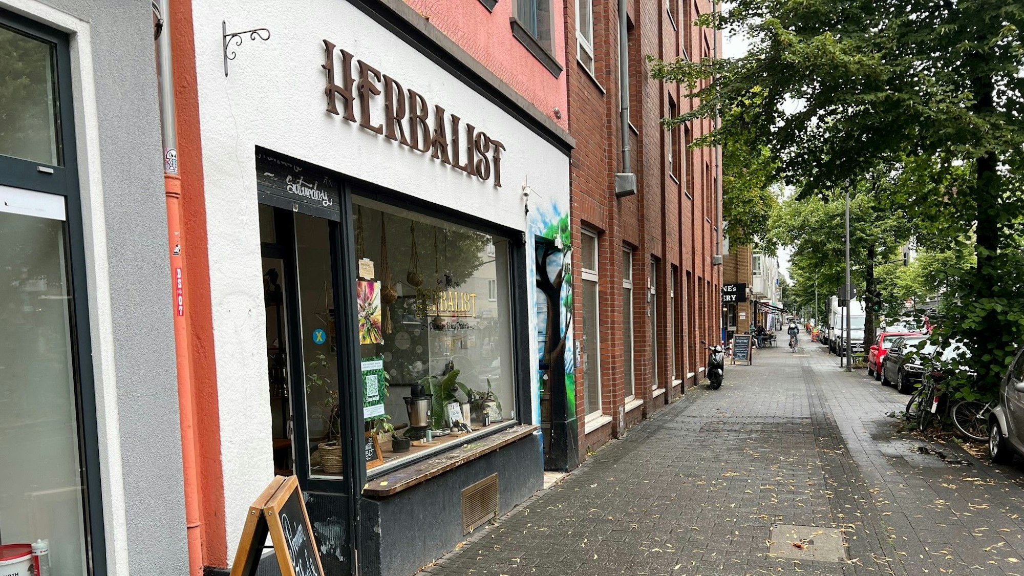 „The Herbalist“ ist ein CBD-Shop in Köln-Ehrenfeld.