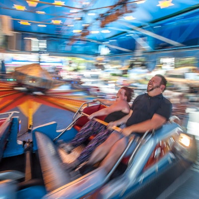 Stadtfest / Kirmes in Opladen Archiv (vor 2018)
Karussel Fahrgeschäft Leverkusen