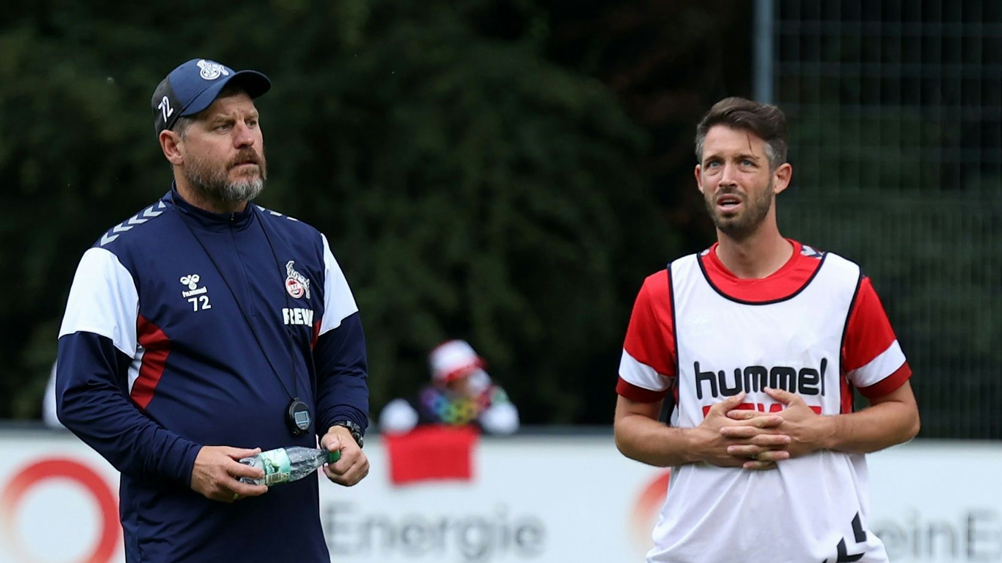 Steffen Baumgart und Mark Uth (r.).