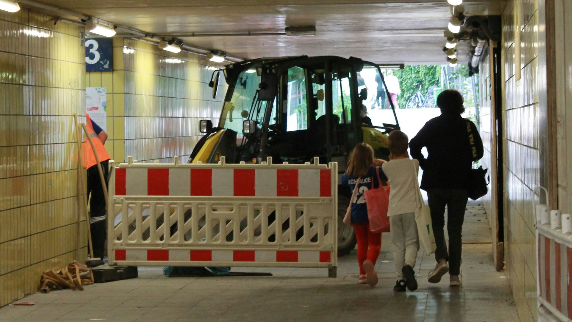 Bahnhof Leverkusen-Mitte.