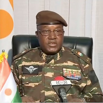 Auf diesem von ORTN zur Verfügung gestellte Videostandbild spricht General Abdourahmane Tchiani. Der Chef der Präsidentengarde im Niger, General Omar Tchiani, hat sich selbst zum Präsidenten des Nationalen Rats und damit zum neuen Machthaber des Landes ernannt.