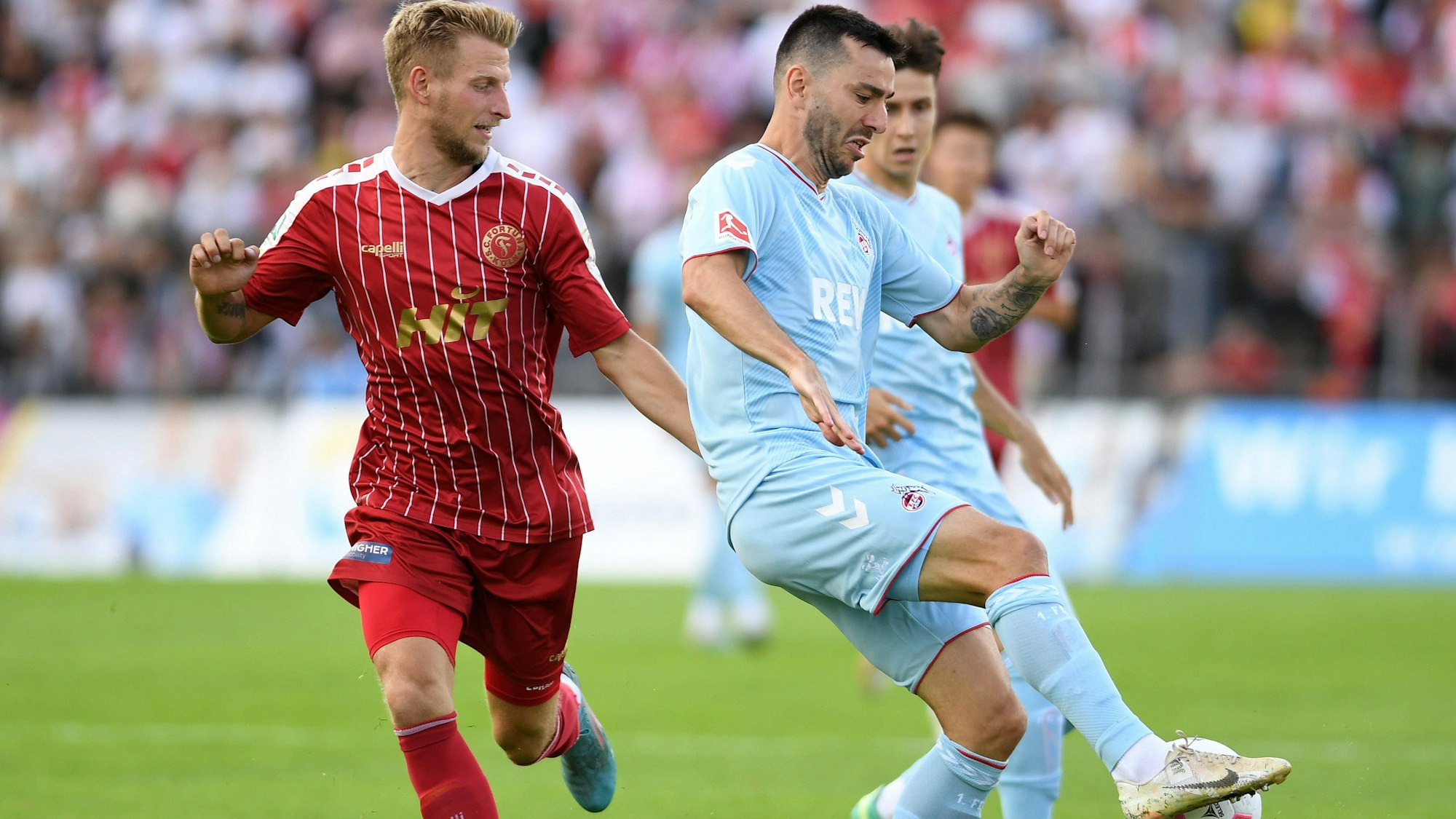 28.07.2023, Cologne, Germany, Suedstadion, SC Fortuna Koeln vs 1. FC Koeln - Testspiel, Maik Kegel Fortuna Koeln und Sargis Adamyan 1. FC Koeln im Zweikampf Foto Ralf Treese, Ralf Treese Cologne Suedstadion North Rhine-Westphalia Germany *** 28 07 2023, Cologne, Germany, Suedstadion, SC Fortuna Koeln vs 1 FC Koeln test match, Maik Kegel Fortuna Koeln and Sargis Adamyan 1 FC Koeln in duel Photo Ralf Treese, Ralf Treese Cologne Suedstadion North Rhine Westphalia Germany / 521_FOR1FC120230727_011 / Treese-521