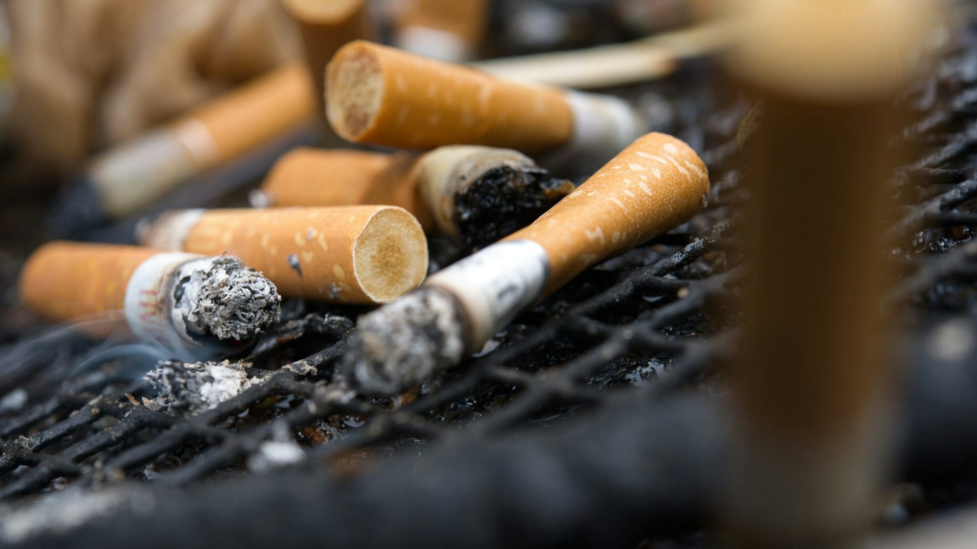 Deutschland tut nach Meinung der WHO zu wenig gegen Zigarettenkonsum.