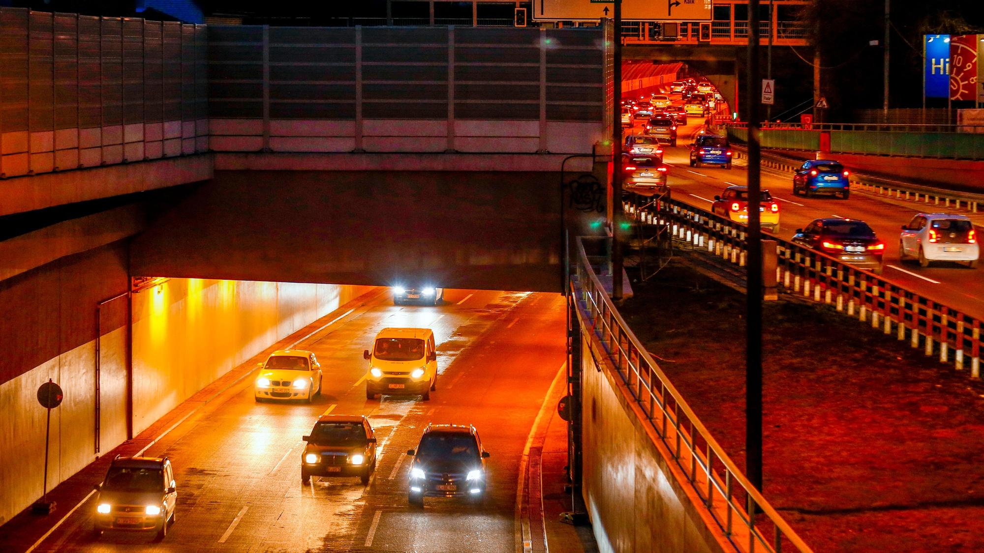 Die Ausfahrt aus dem Kalker Tunnel