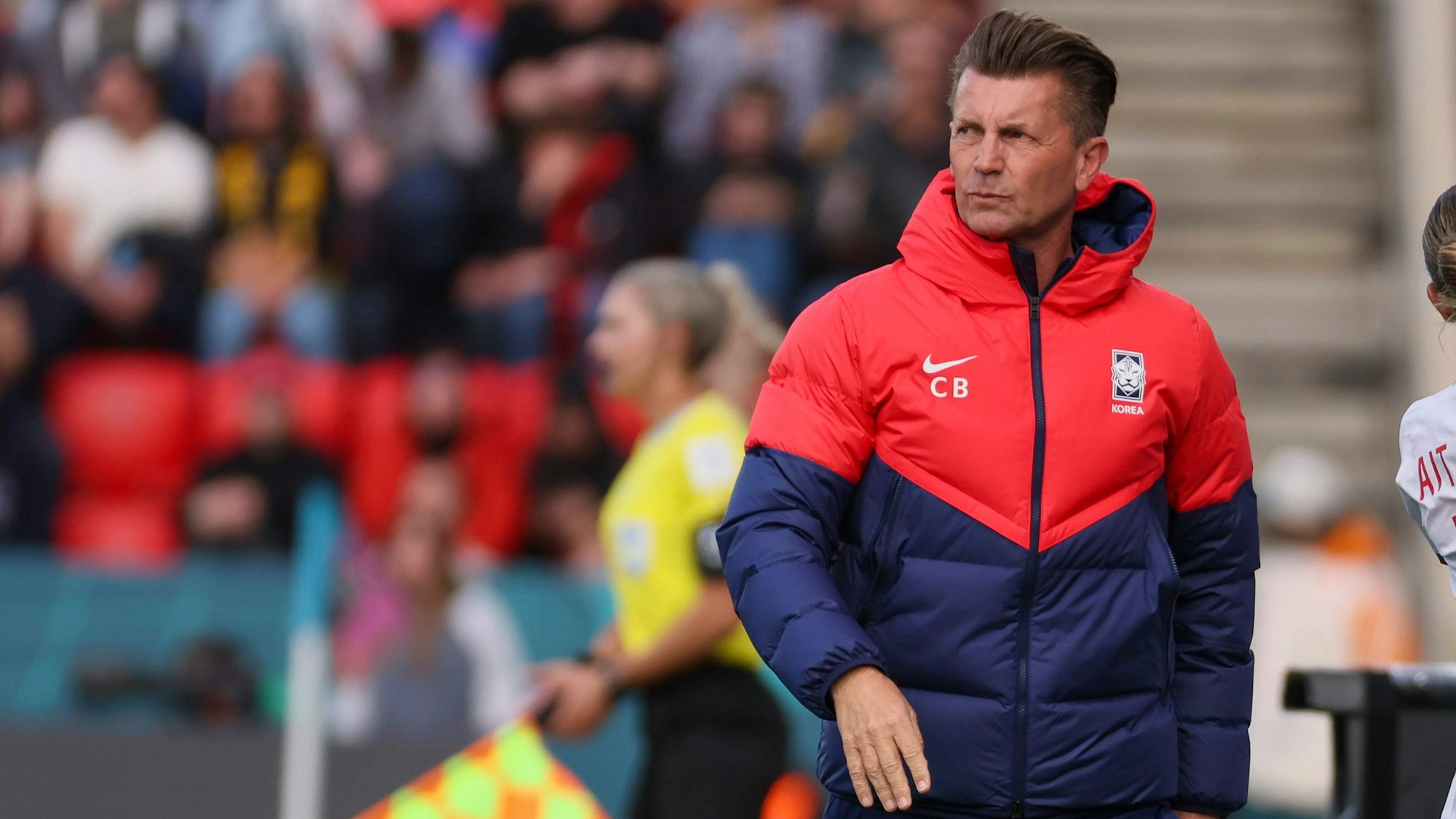 Südkorea-Trainer Colin Bell beim Spiel seiner Mannschaft gegen Marokko.