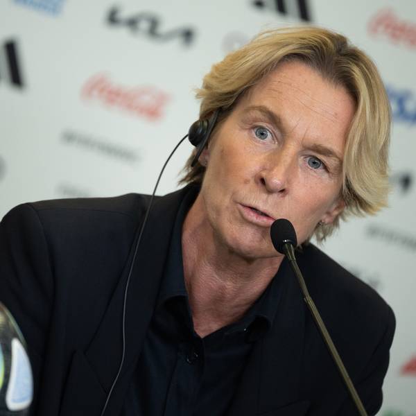 Martina Voss-Tecklenburg, Bundestrainerin der deutschen Frauen-Fußballnationalmannschaft, bei der Abschlusskonferenz vor dem Spiel gegen Südkorea.