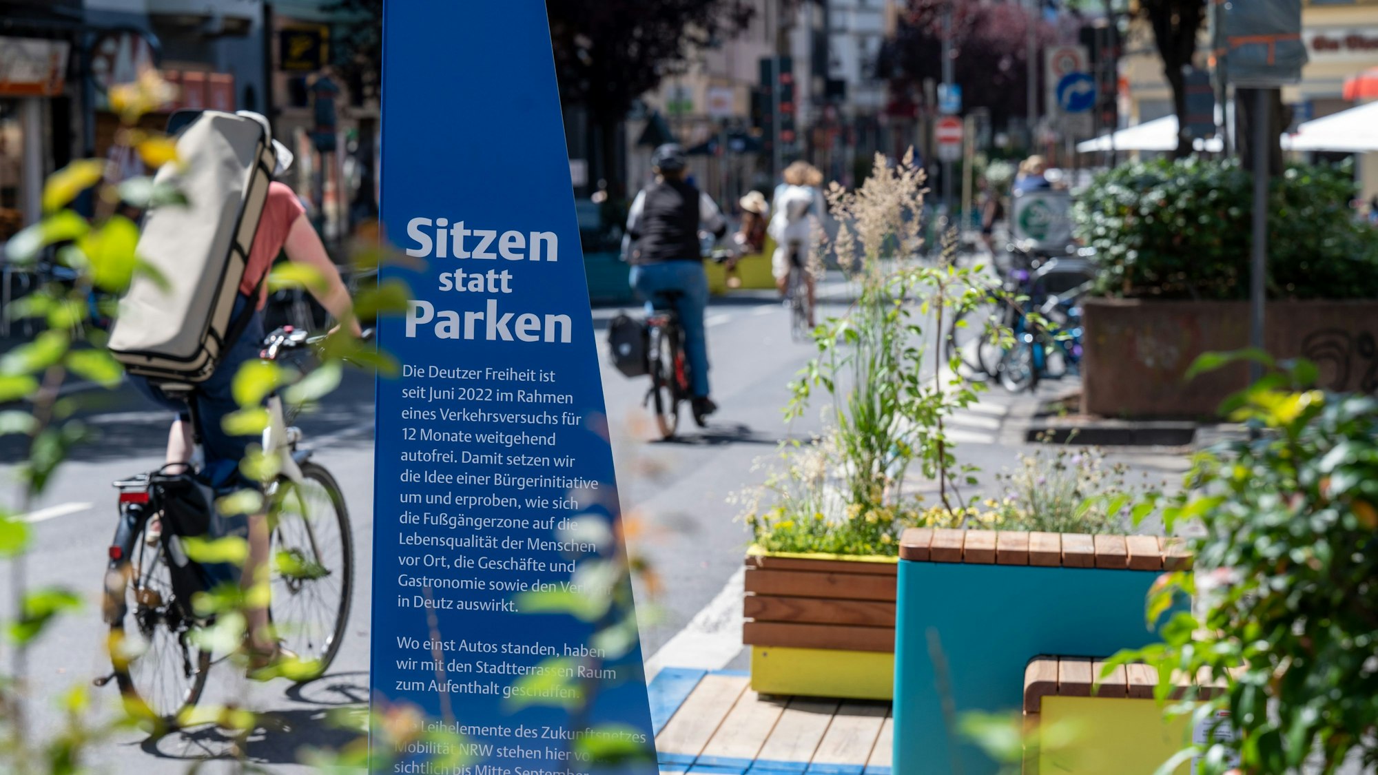 Das Bild zeigt die Deutzer Freiheit.