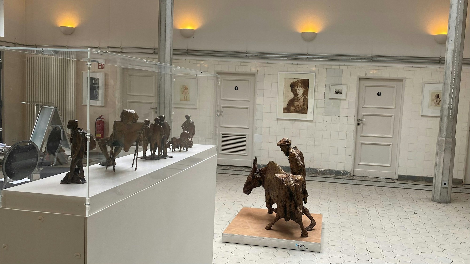 Das Kulturbadehaus Burscheid zeigt zu seinem zehnjährigen Bestehen Werke von Stephanie Bindung.