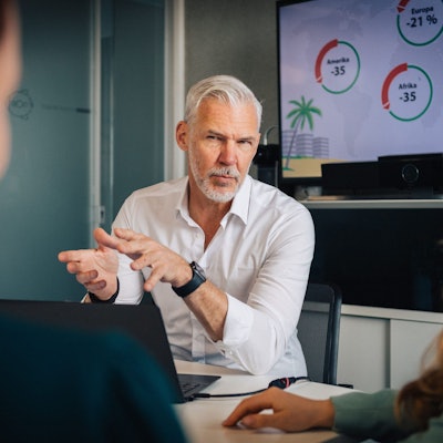 Finanzberater können helfen, sollten aber unabhängig sein (Symbolbild).