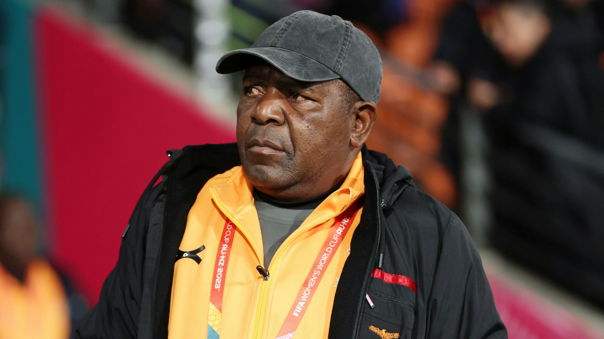 Bruce Mwape, Trainer von Sambia, beim Spiel seiner Mannschaft gegen Costa Rica.