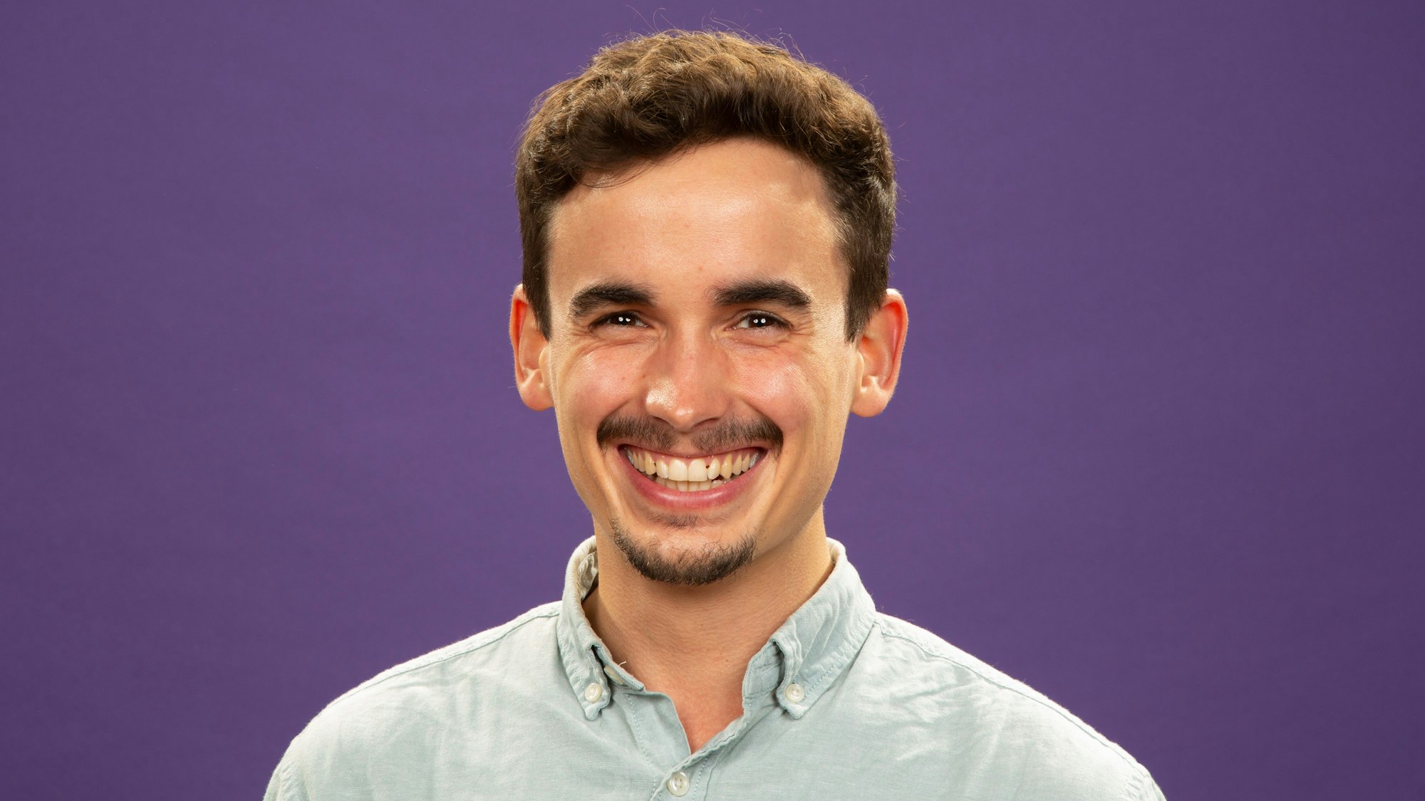 David Steimel (35), ist Lehrer für Mathe, Geschichte und Sport am Hölderlin-Gymnasium in Köln-Mülheim.