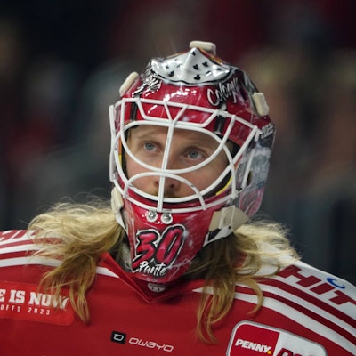 Mirko Pantkowski beim Viertelfinale der DEL-Playoffs am 26. März 2023 gegen die Adler Mannheim in der Lanxessarena.