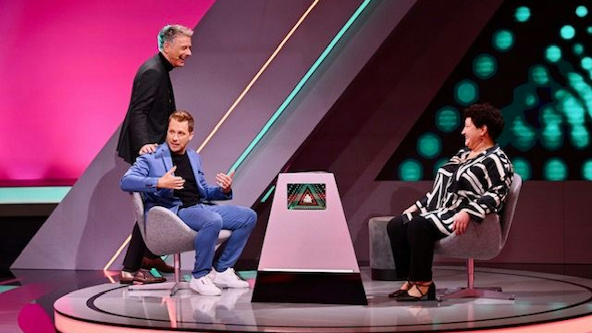 Stefanie Galli gewann mit ihrem Spielpartner Oliver Pocher in der Fernsehshow Die Pyramide 10400 Euro.