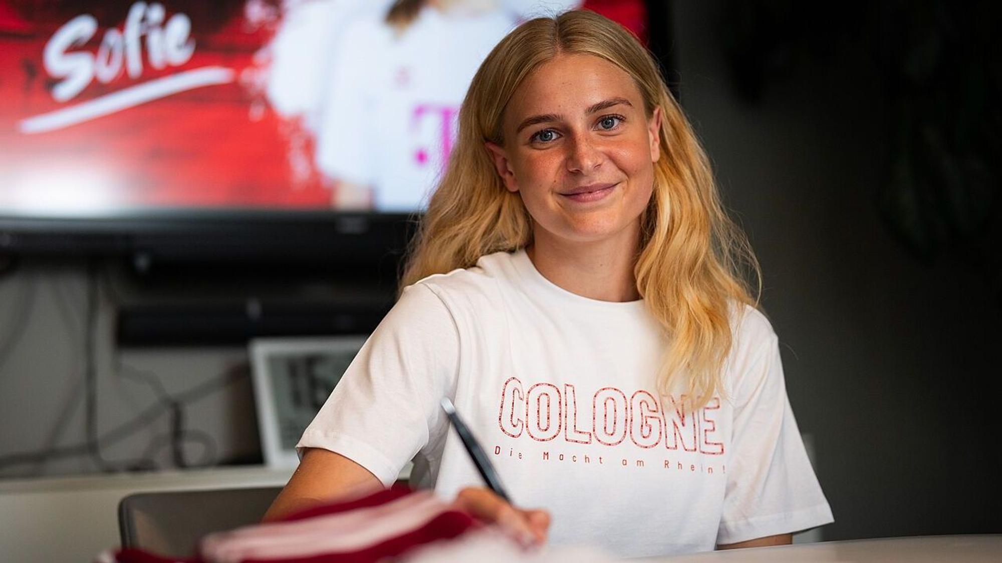 Sofie Vendelbo kommt vom KRC Genk nach Köln und hat einen Vertrag bis zum 30. Juni 2024 unterschrieben.