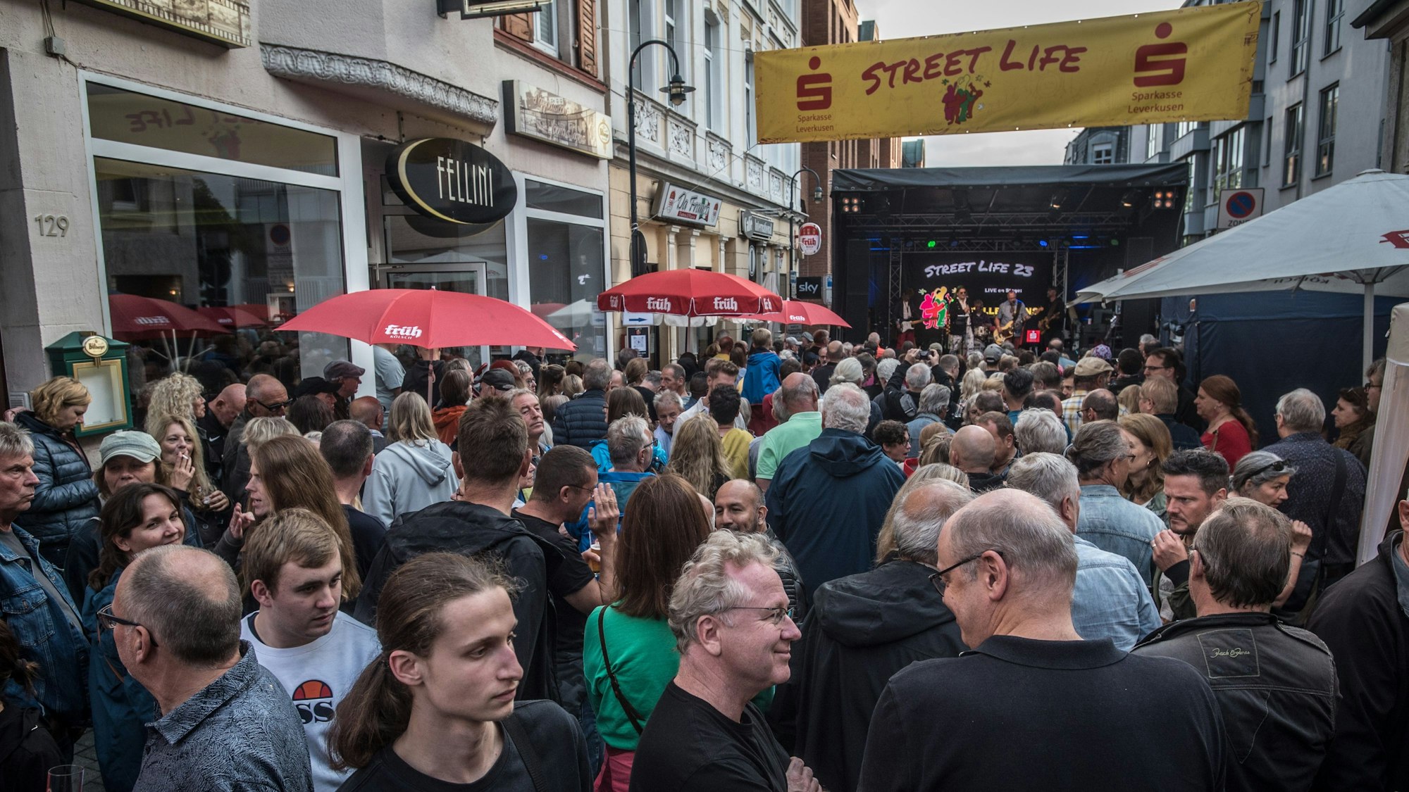 Auf gut 3000 bis 4000 Besucherinnen und Besucher hoffen die Veranstalter für das gesamte Wochenende, hie der Freitag 2023.