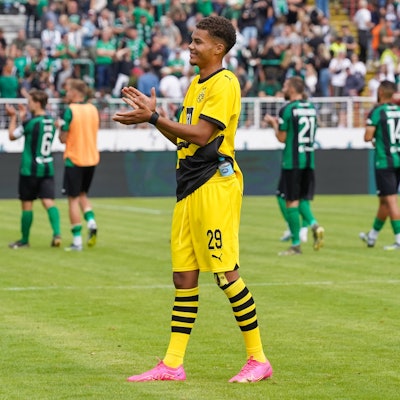 Erst seit wenigen Tagen bei Borussia Dortmund II und schon Publikumsliebling: Jermain Nischalke.