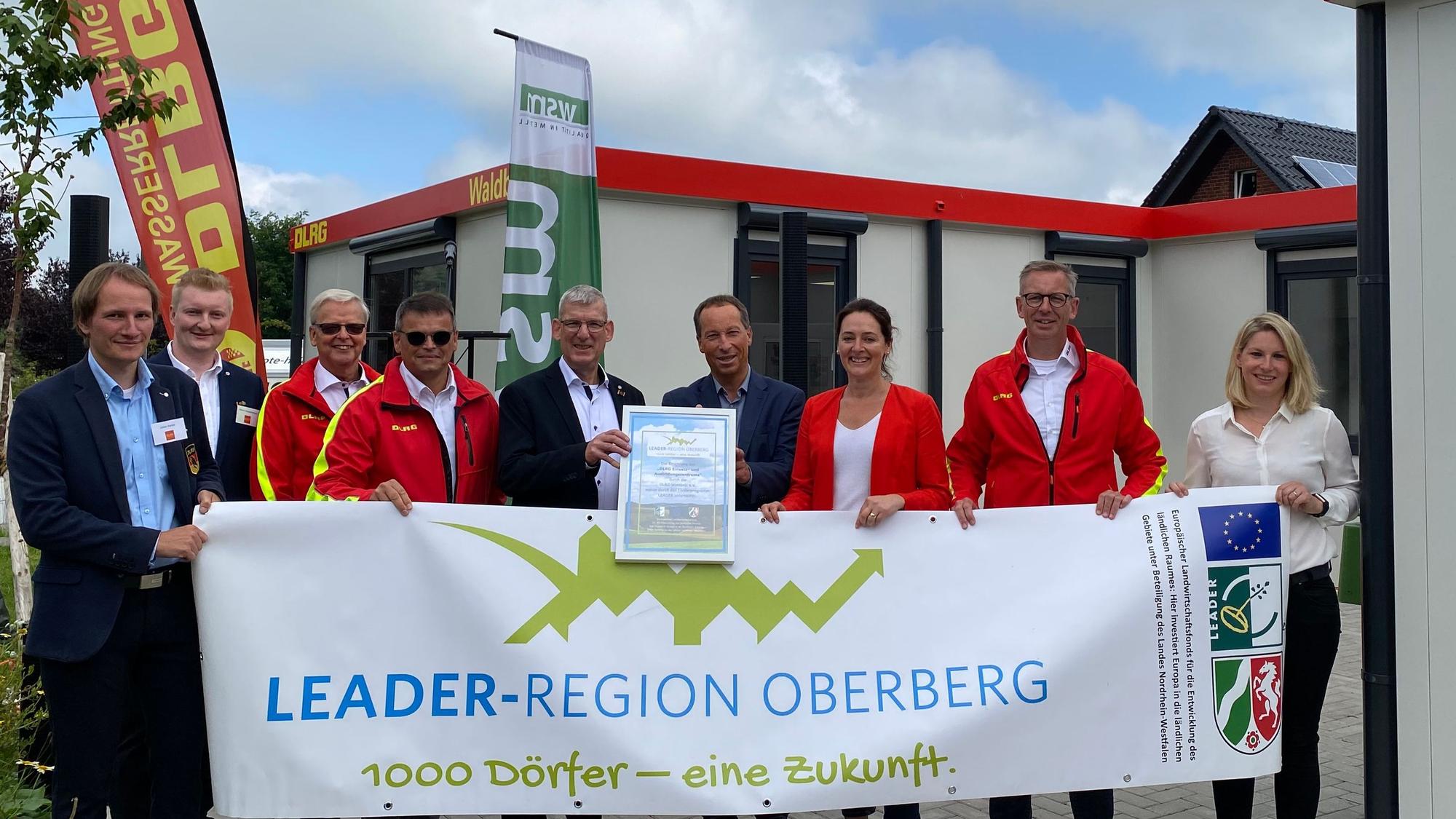 Einweihung des neuen DLRG-Schulungszentrums in Waldbröl.
