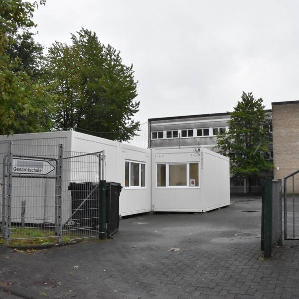 Der Haupteingang der Gesamtschule in Windeck.
