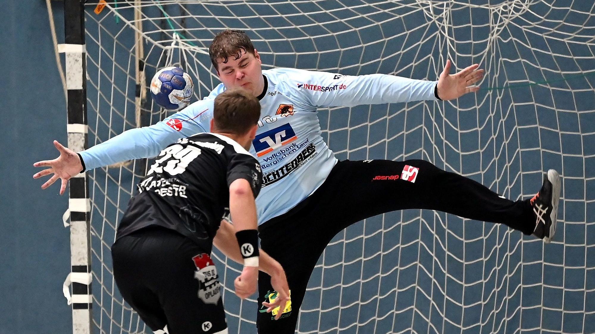 04.09.2022, Handball-Bergische Panther-Tus Opladen
TZW: Robin Eigenbrod (Panther)
Foto: Uli Herhaus