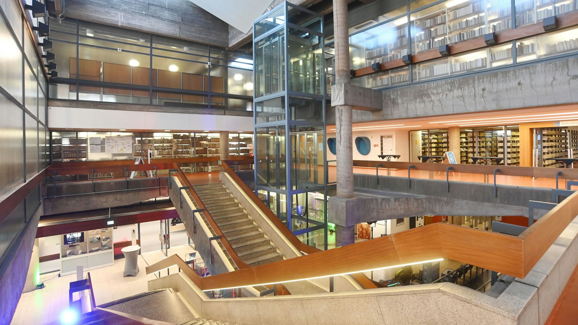 Innenansicht der USB Köln.