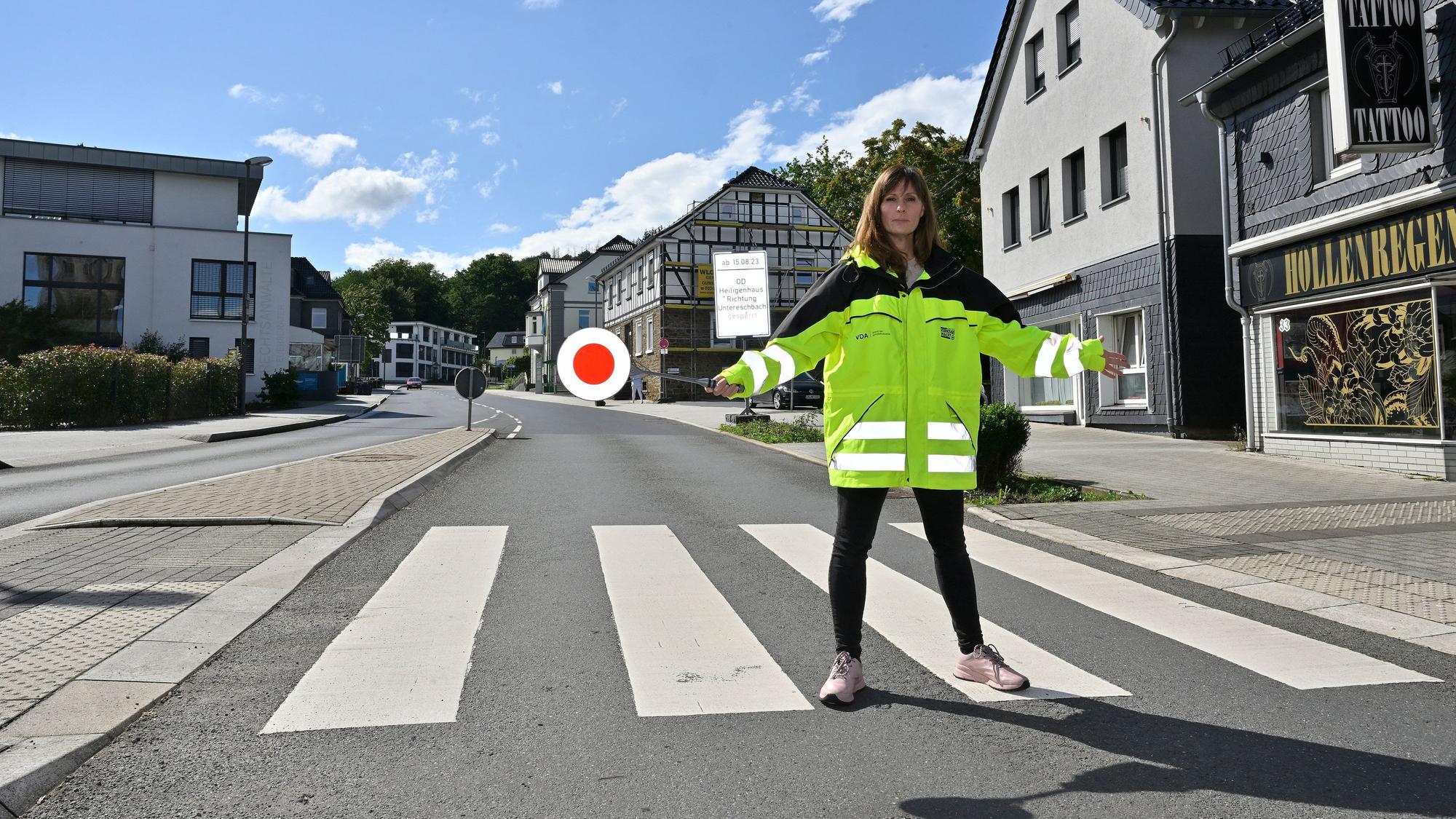 Schülerlotsinnen bzw. Verkehrsbegleiter
