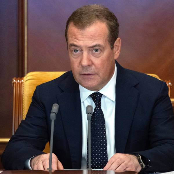 Dmitri Medwedew, Vizechef des russischen nationalen Sicherheitsrates, fällt seit Beginn der russischen Invasion in der Ukraine immer wieder mit provokanten Aussagen und Kriegspropaganda auf. (Archivbild)