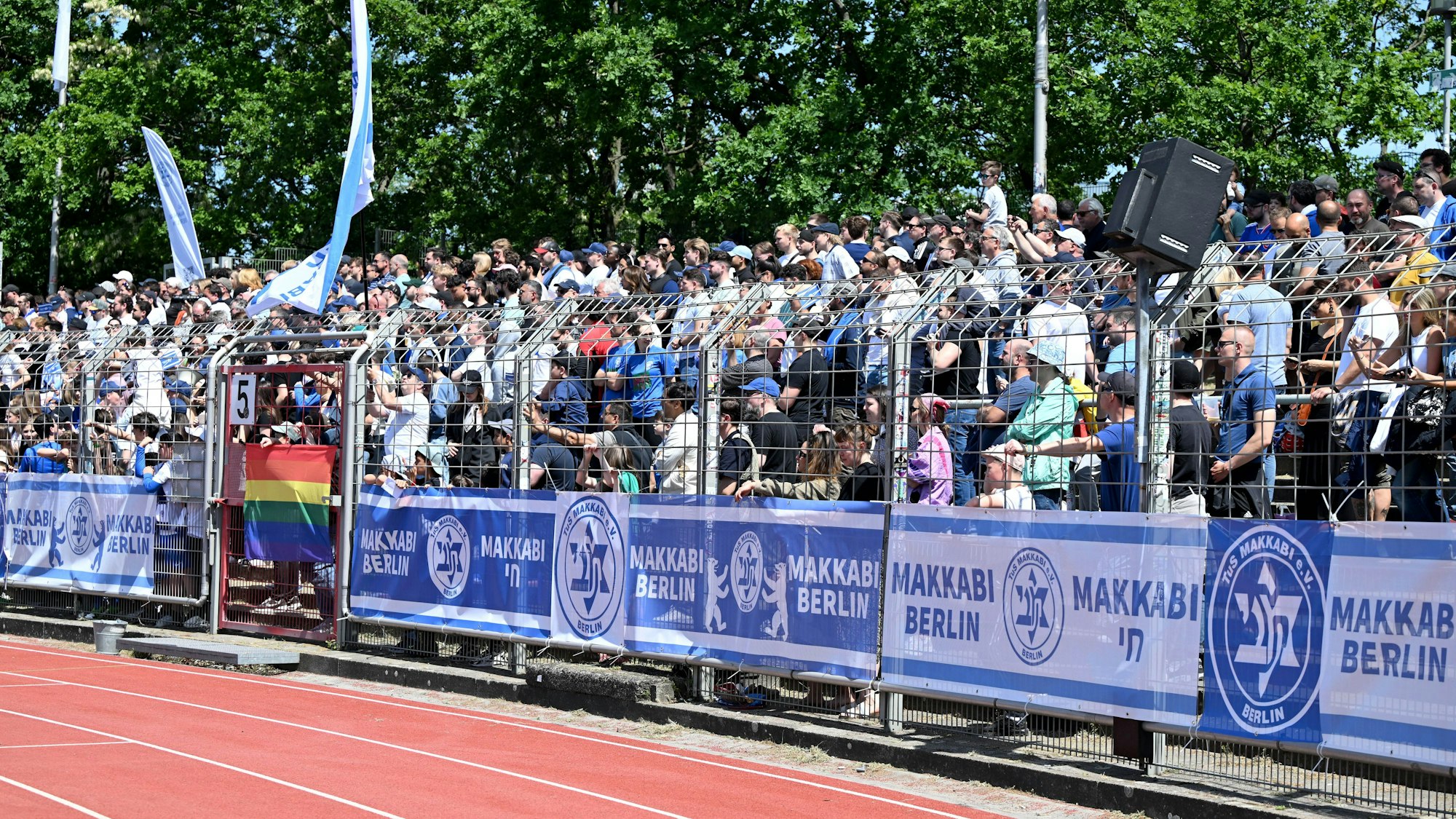 Makkabi-Fans beim Landespokal-Finale gegen SV Sparta Lichtenberg in Berlin.