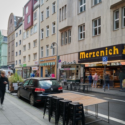 Das Bild zeigt die Deutzer Freiheit.