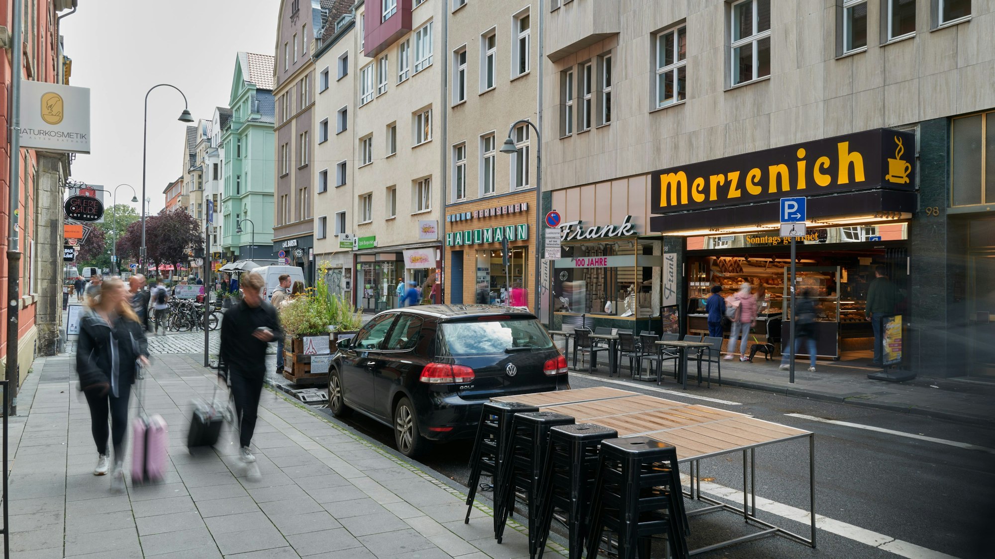 Das Bild zeigt die Deutzer Freiheit.