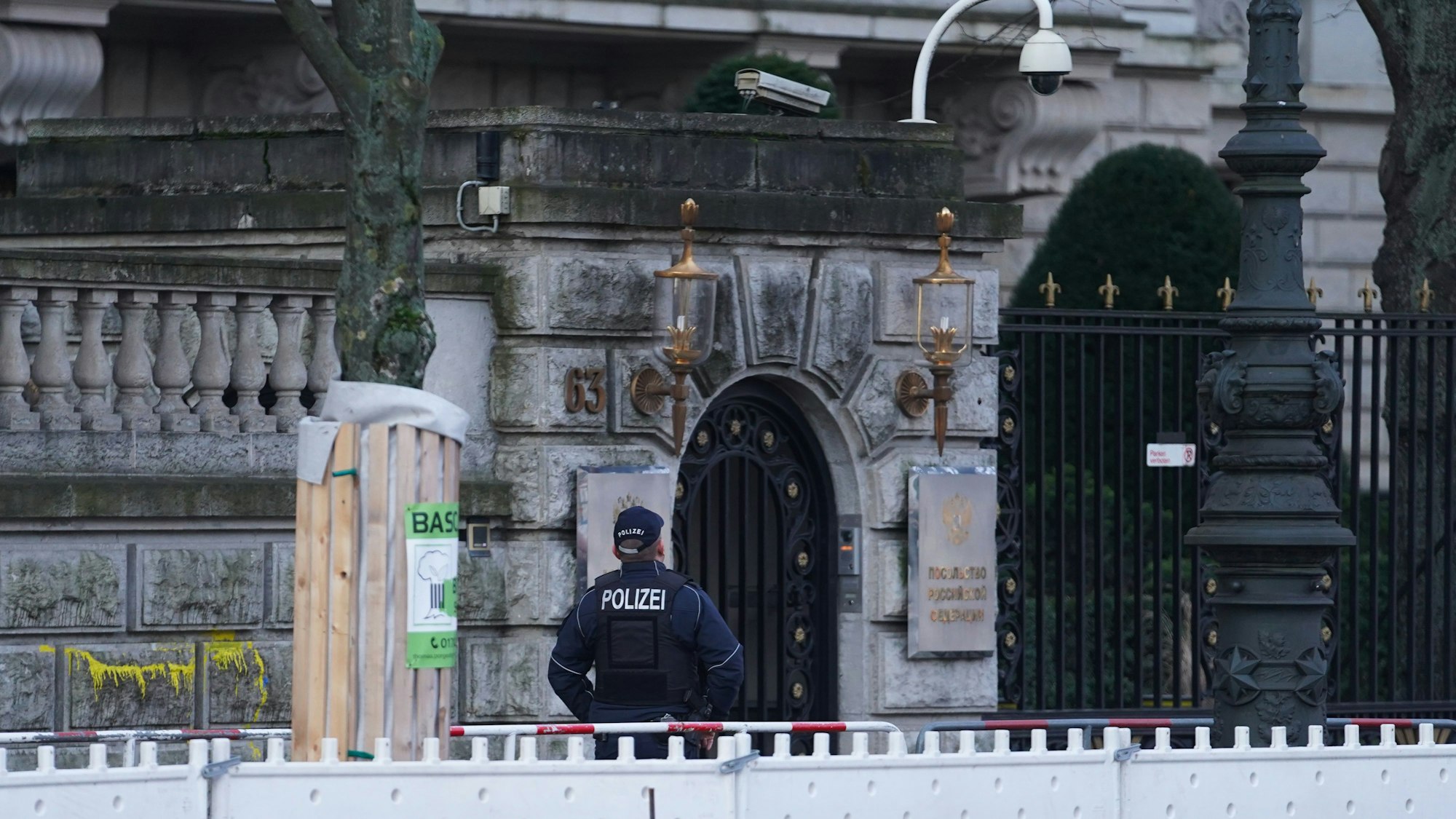 Die russische Botschaft in Berlin: Hier soll Thomas H. eine Zusammenarbeit angeboten haben. (Archivbild)