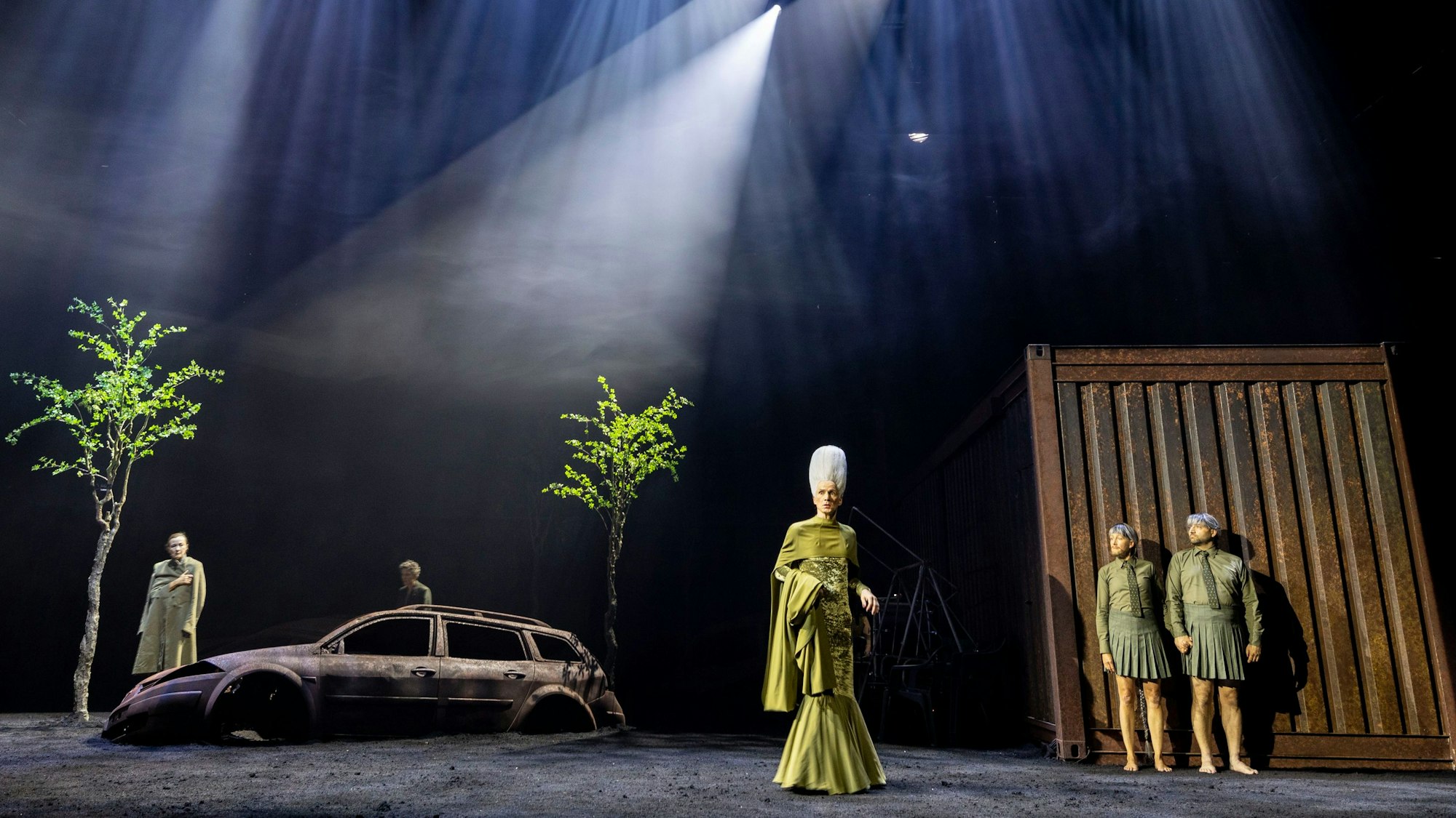 09.08.2023, Nordrhein-Westfalen, Duisburg: Öffentliche Probe ·Ein Sommernachtstraum" im Rahmen der Ruhrtriennale 2023 in der Kraftzentrale im Landschaftspark Nord. Die Ruhrtriennale · das Festival der Künste · findet 2023 vom 10. August bis 23. September statt. Unter der Leitung der Intendantin und Regisseurin Barbara Frey werden Hallen, Kokereien, Maschinenhäuser und Halden des Bergbaus und der Stahlindustrie zu unverwechselbaren Protagonistinnen für das Festival.