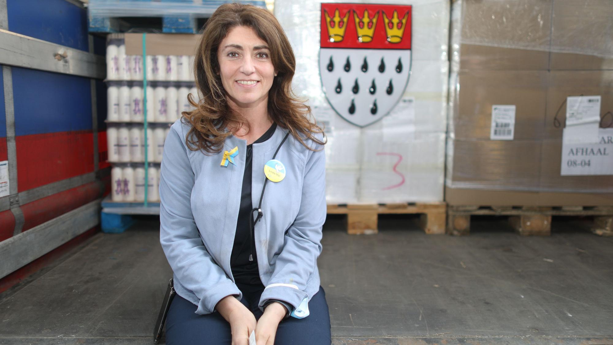 Das Foto zeigt Linda Mai, die Vorsitzende des deutsch-ukrainischen Vereins Blau-Gelbes Kreuz.
