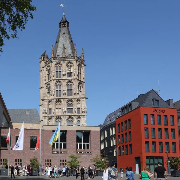 Das Historische Rathaus vom Alter Markt aus fotografiert.