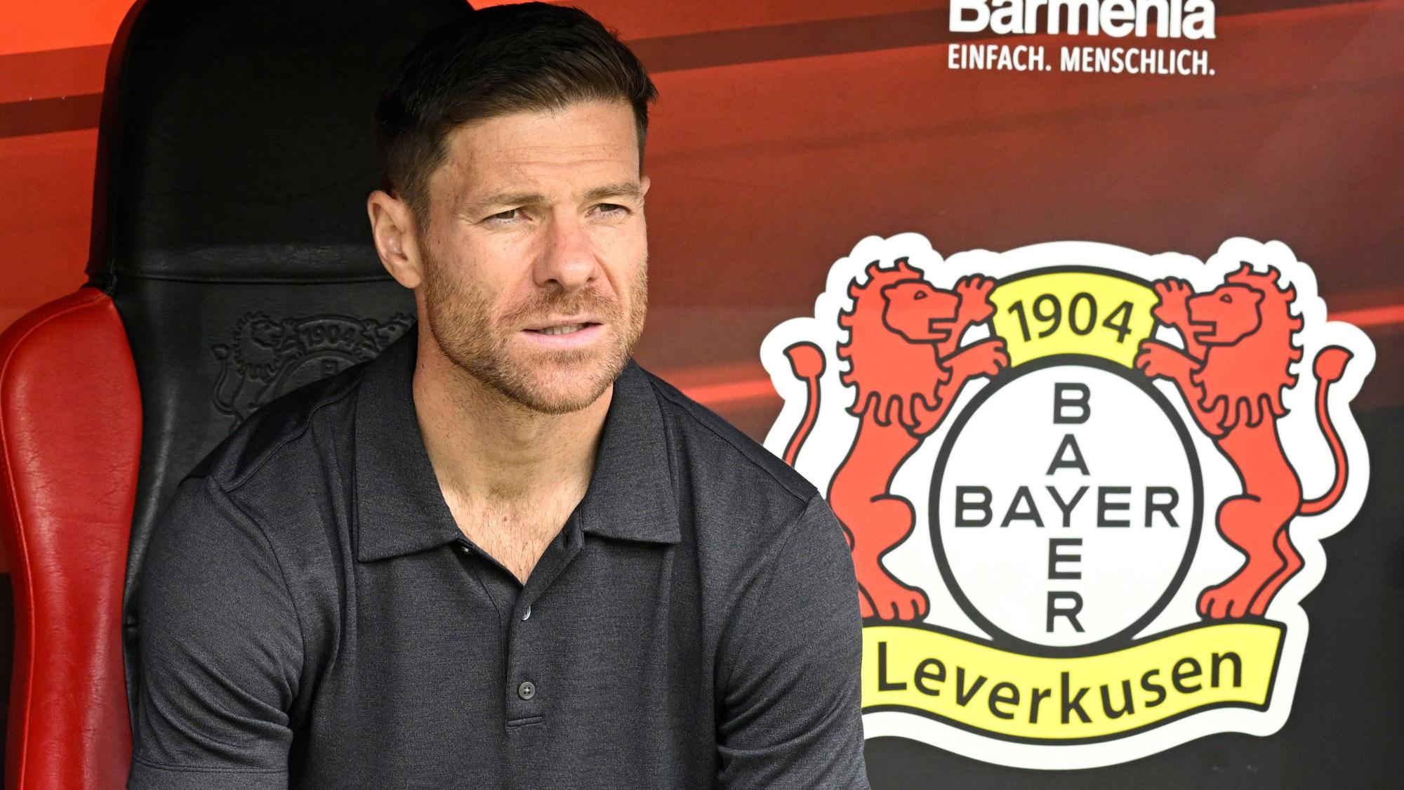 Bayer Leverkusens Trainer Xabi Alonso während des Freundschaftsspiels gegen West Ham United.